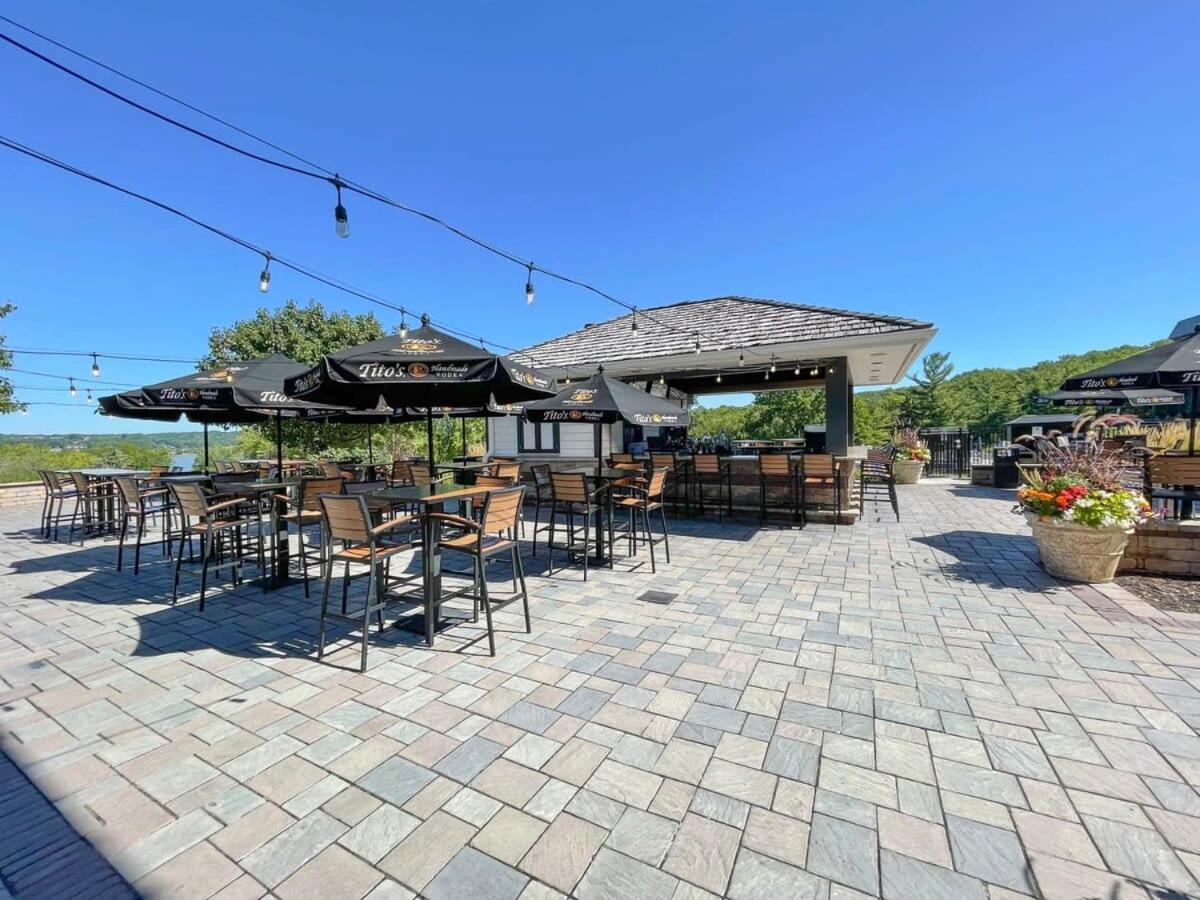 New Lake Como Condo With Lake Views 레이크 제네바 외부 사진