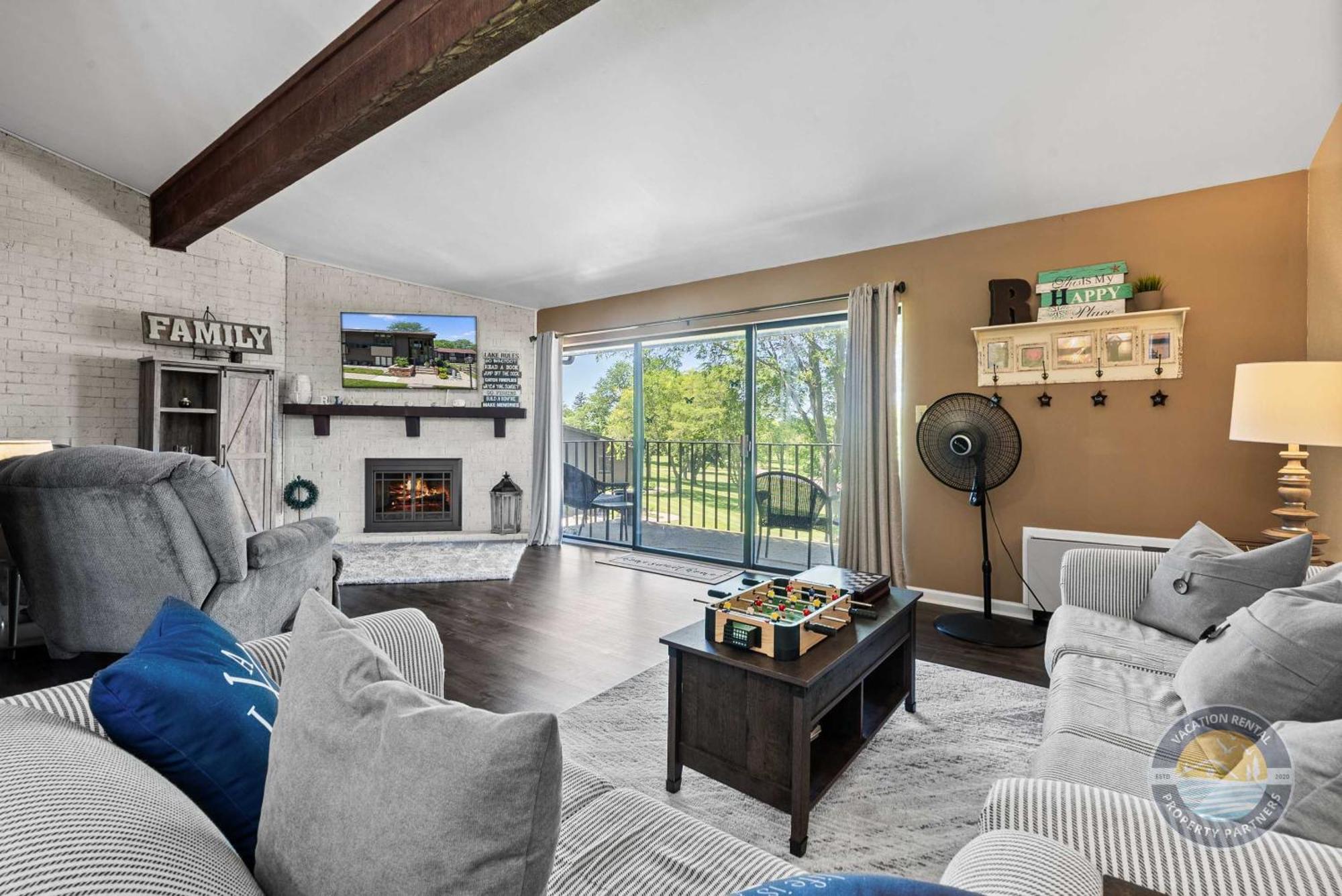 New Lake Como Condo With Lake Views 레이크 제네바 외부 사진